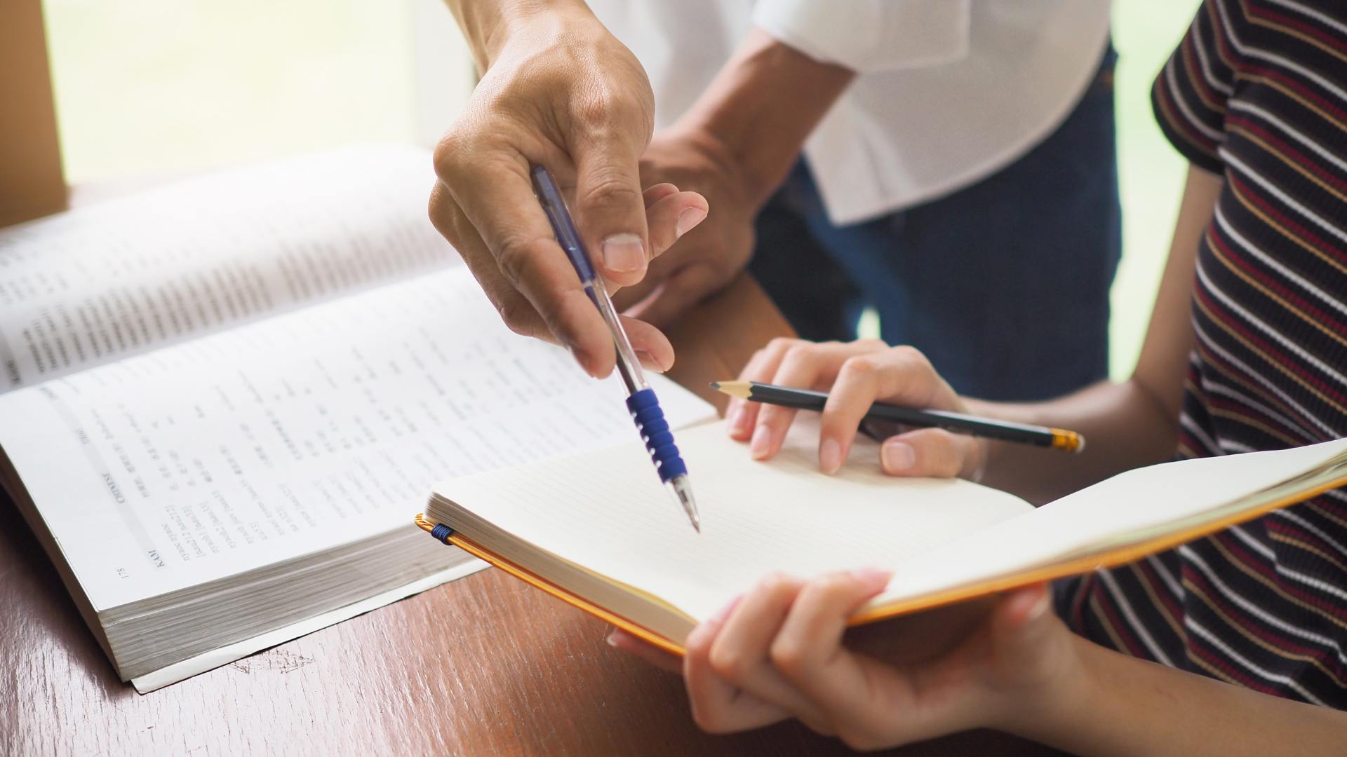 Avis sur les services de tutorat en ligne : Chegg vs Tutor.com